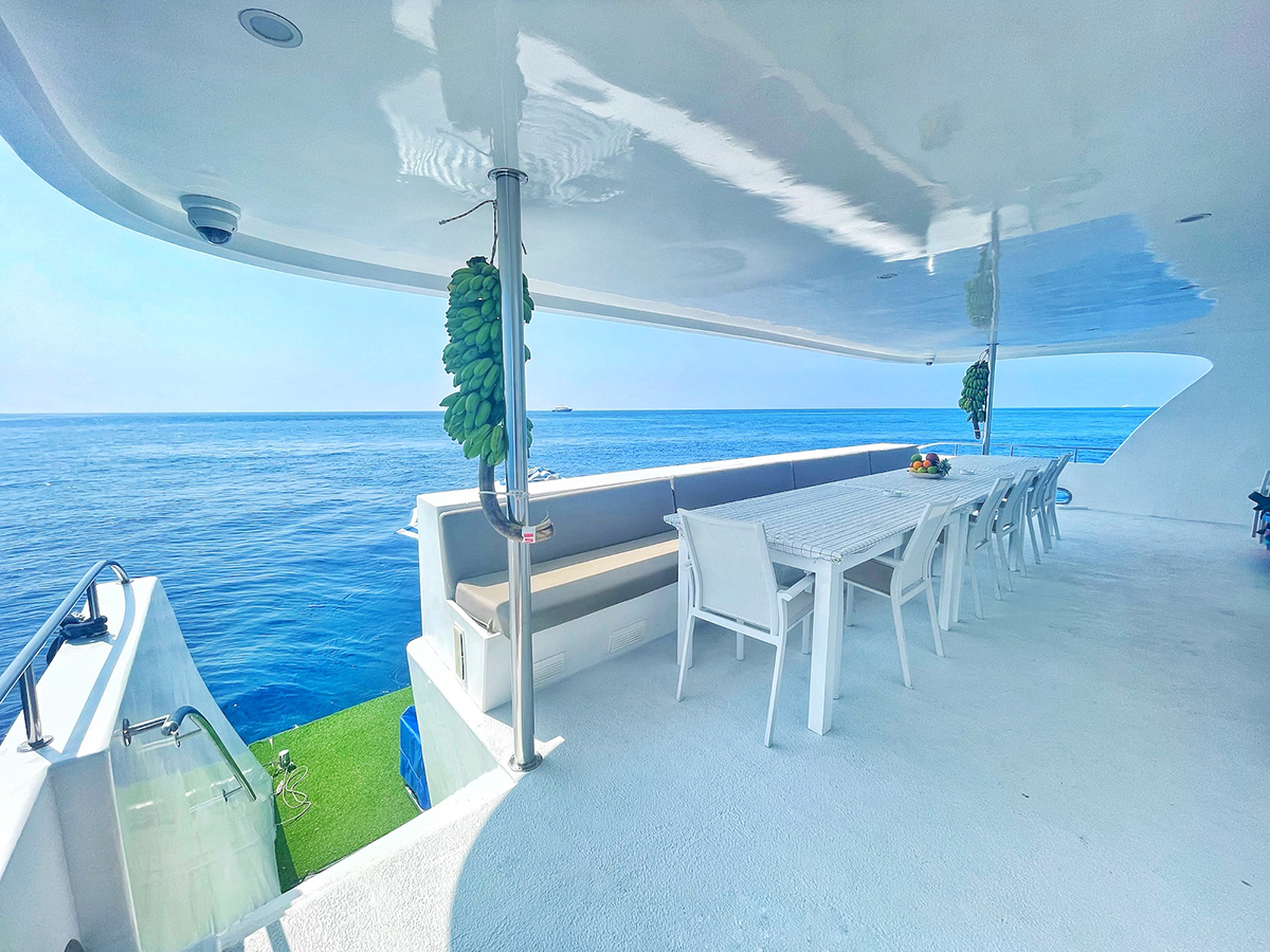 Lower Deck – Back – 1