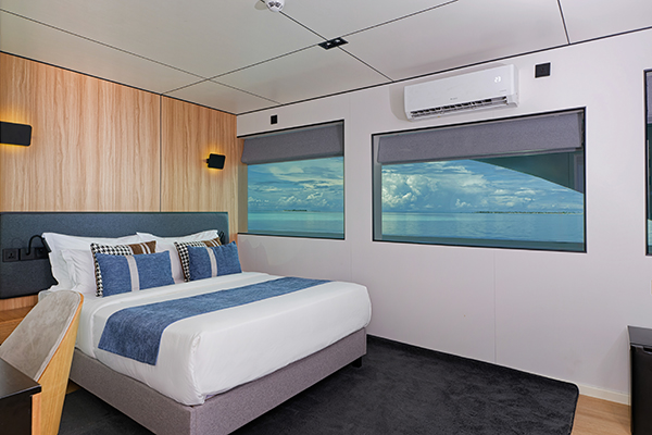 Upper Deck
